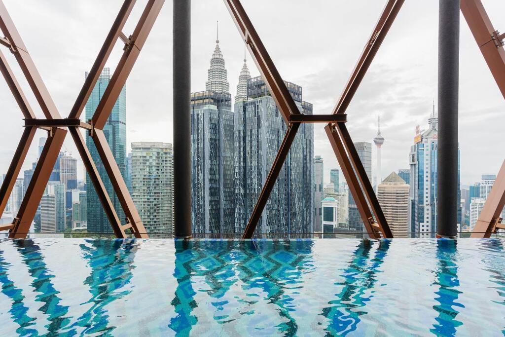 Butterfly 1br Scarletz Klcc Pool Gym *