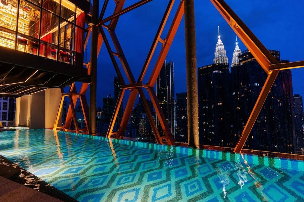 Butterfly 1br Scarletz Klcc Pool Gym