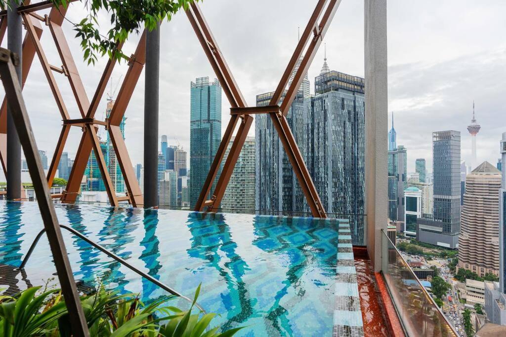 Butterfly 1br Scarletz Klcc Pool Gym Pangsapuri